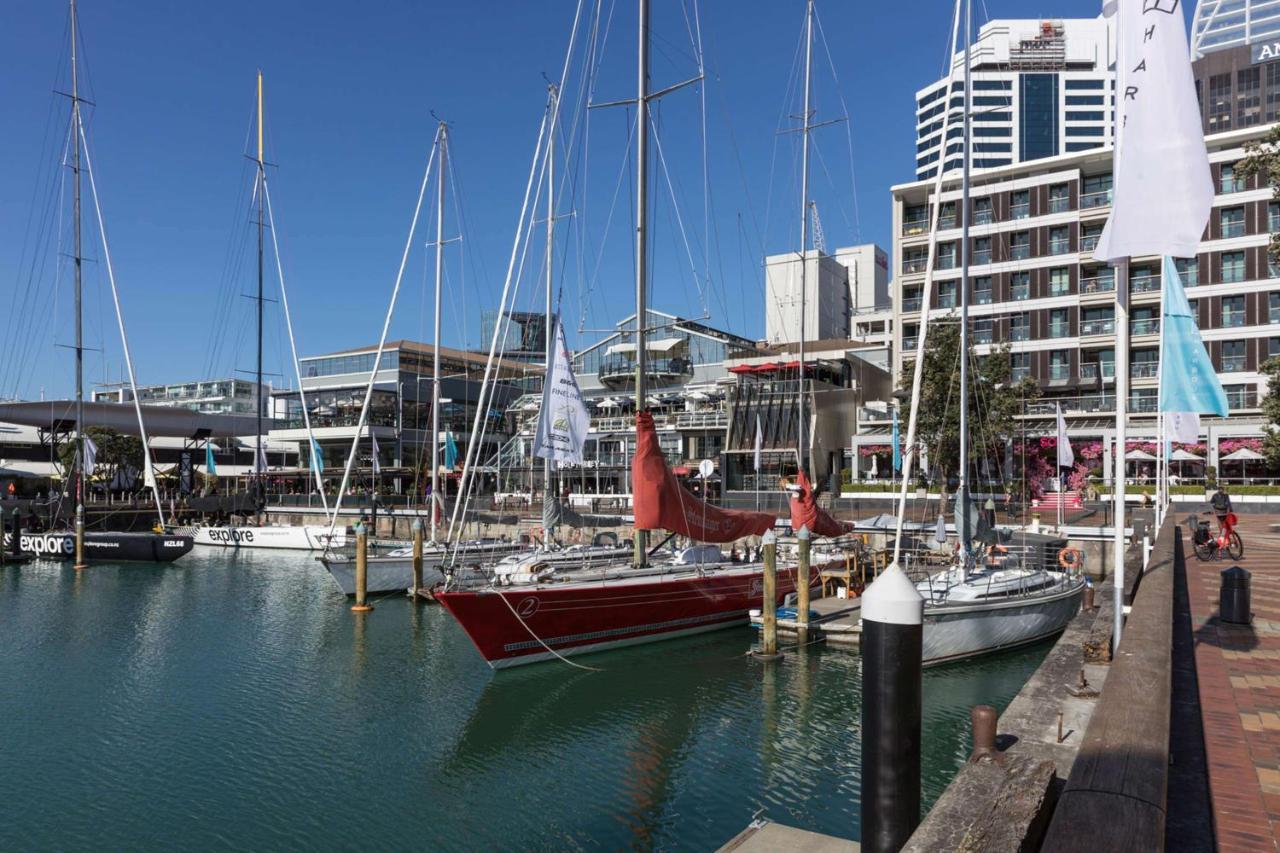 Qt Auckland Hotel Kültér fotó The waterfront at the Viaduct Harbour
