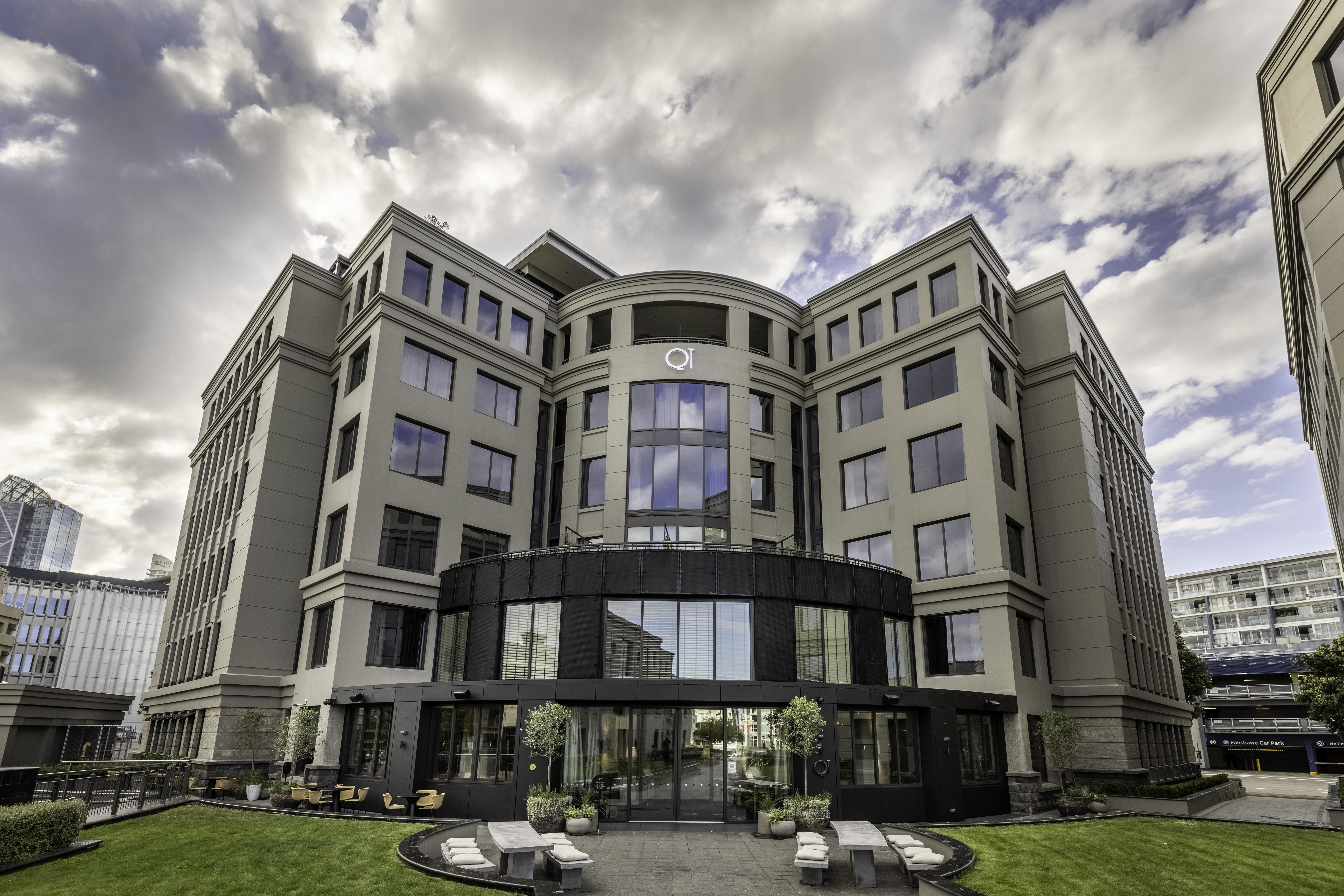 Qt Auckland Hotel Kültér fotó The hotel in 2012